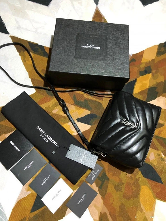 YSL LOULOU TOY 0727